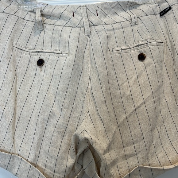 Dear John Cream pin striped Bermudas Tailored Summer Shorts size 27. - Picture 9 of 11